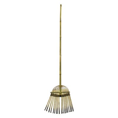 BAMBOO RAKE (CYS)